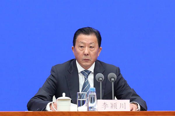 与僧侣之夜动漫免费完整版在线观看