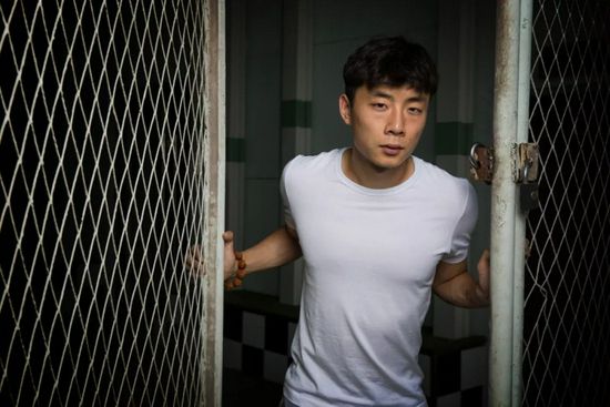 英语老师的胸好软我把她强了